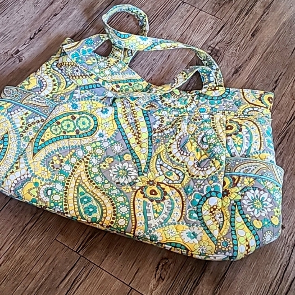 VERA BRADLEY BAG